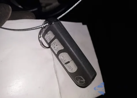 2014 Mazda Mazda3 I Sv z USA, uszkodzony, nr VIN JM1BM1T7XE1199622